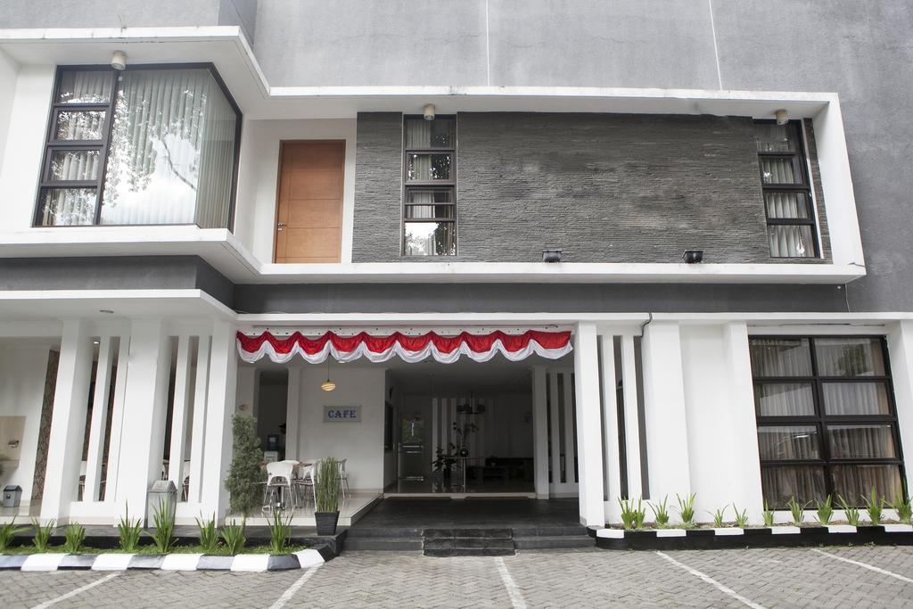Reddoorz Near Institut Teknologi Bandung 2 Exterior foto